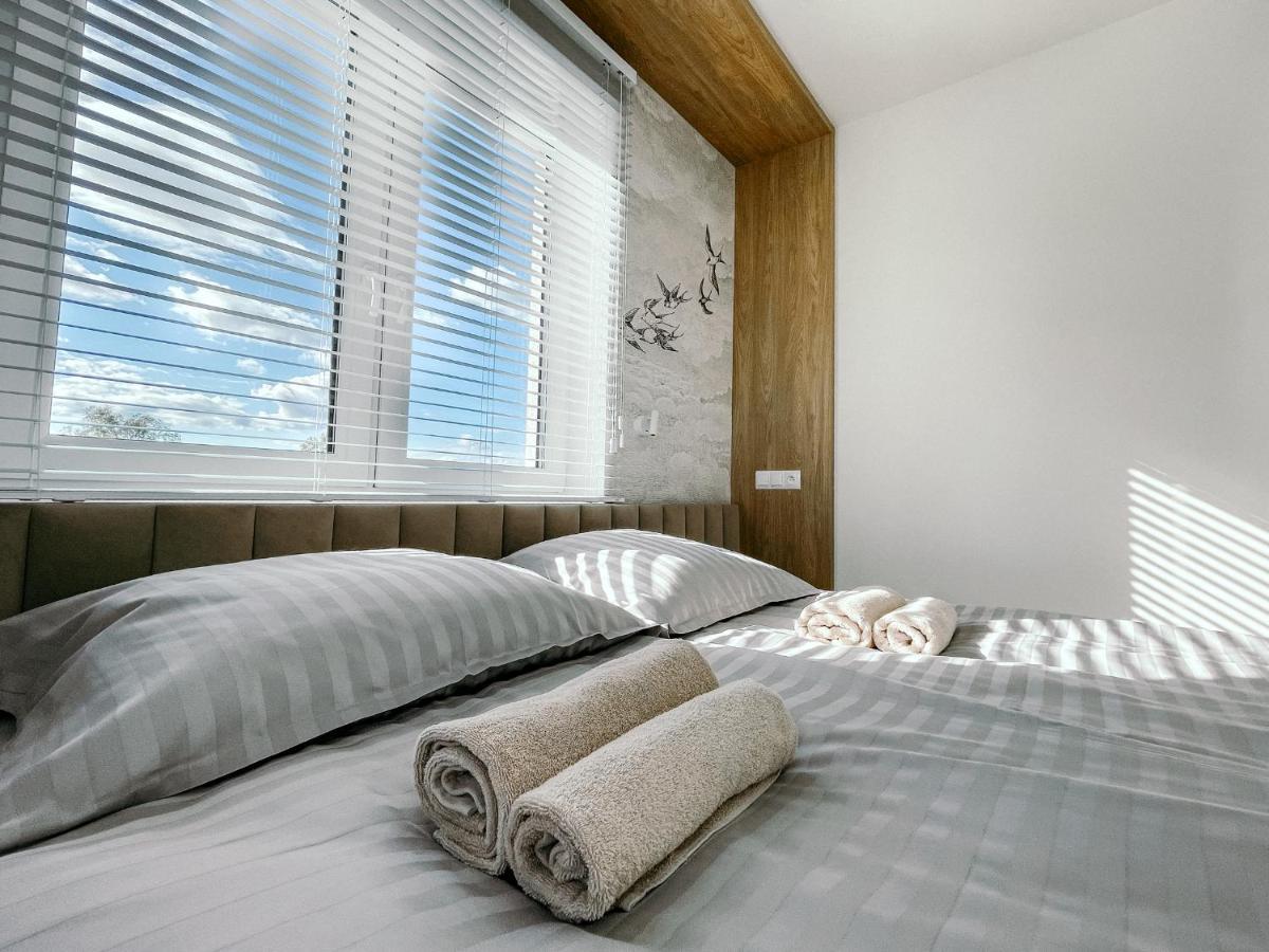 Penthouse Sloneczna Rapsodia - Blisko Parku Zdrojowego - Duzy Taras Na Dachu - Piekny Widok - Winda - Garaz Apartman Rabka Kültér fotó